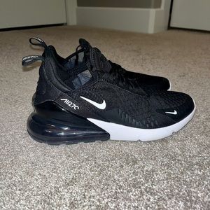 Nike AirMax 270